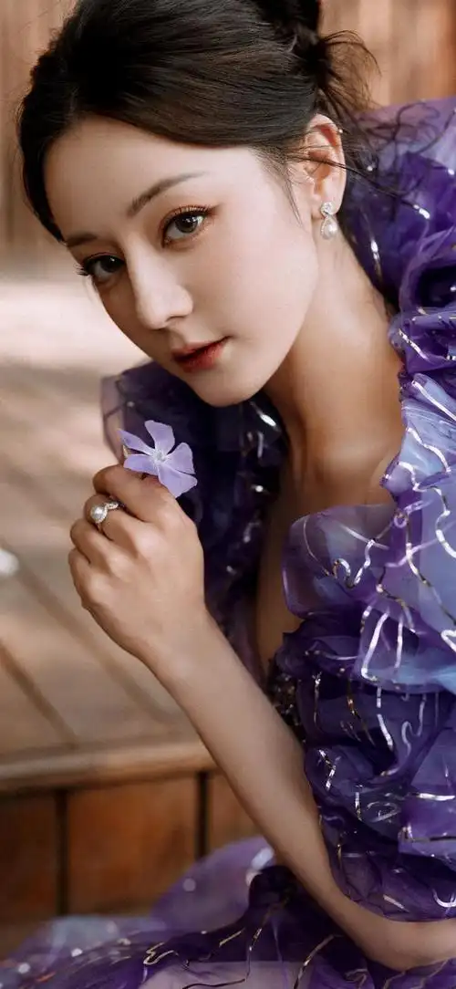 美女壁纸-第2697期-迪丽热巴