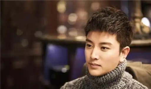 不知妻绿贾乃亮:这几天,他老婆李小璐出轨小鲜肉,嘻哈饶舌歌手pgone