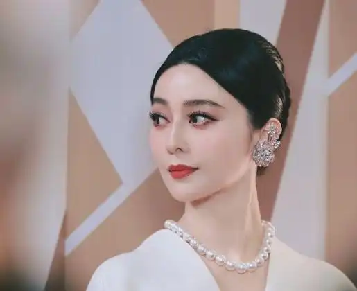 范冰冰大瓜被爆,范丞丞身世内幕真相大白,全网炸锅:我的天?