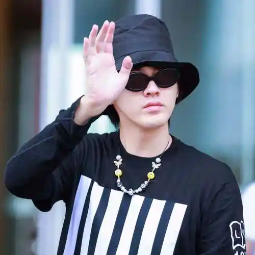 rocky同款 国潮骰子骷髅头蝴蝶珍珠陶瓷笑脸项链潮 吴亦凡asap - 痕风