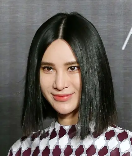 被尚雯婕的新发型惊艳了,剪款lob头气质开挂,秒变霸道女总裁!