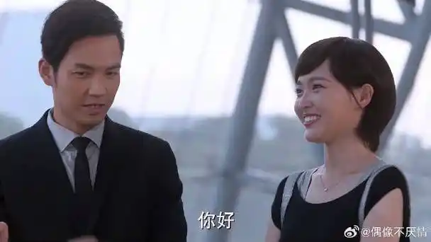 看到接机的人,默笙都笑翻了#何以笙箫默# #唐嫣# #钟汉良#  默笙以琛