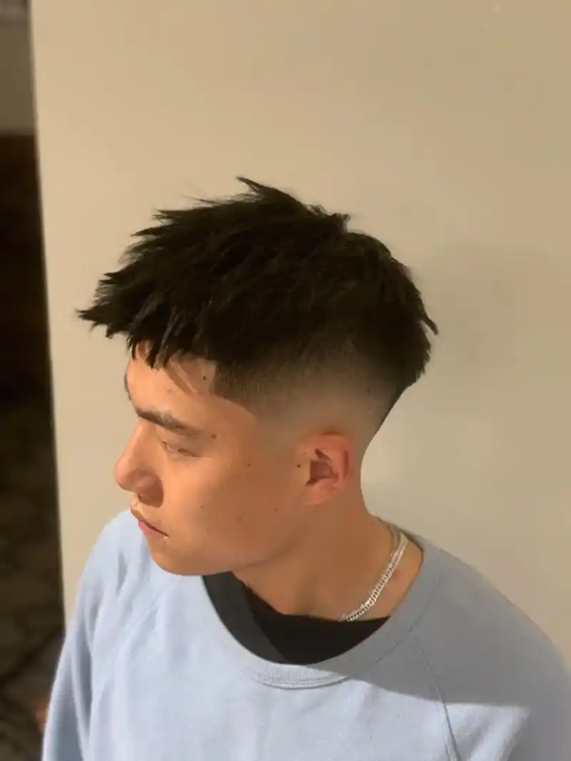 美式渐变前刺.#barbershop #美式渐变 #男士发型 - 抖音