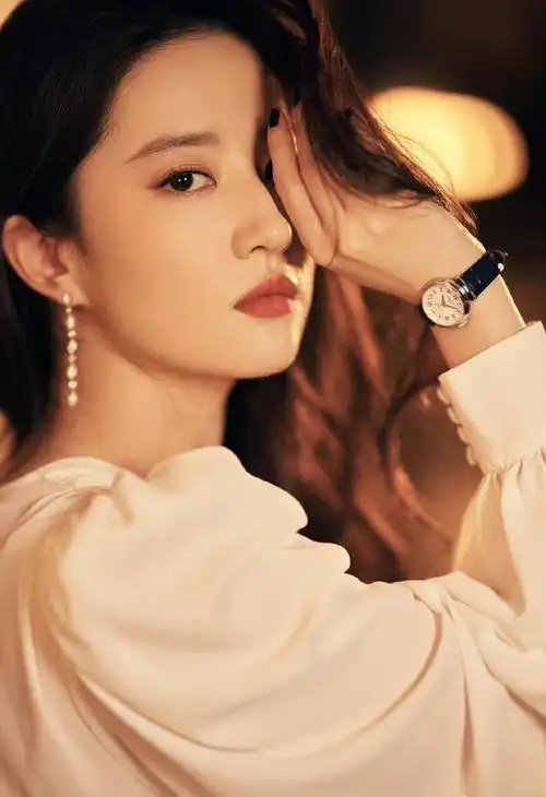 刘亦菲这套旧照又白又嫩又美又仙(终于看到刘亦菲的真实)(8)