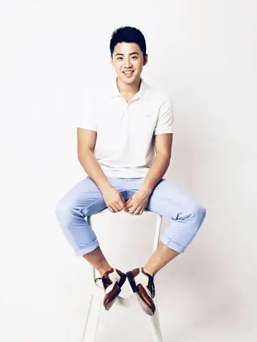 黄英曹帅狂秀"腹黑"互动 网友赞黑出新境界