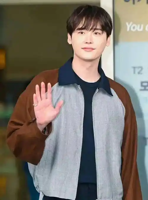 全亚洲少女的前夫哥李敏镐(36岁):对比下肿上热搜的崔始源(37岁):腹肌