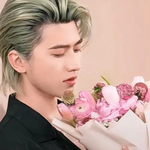 蔡徐坤##蔡徐坤穆格勒香氛全球代言人