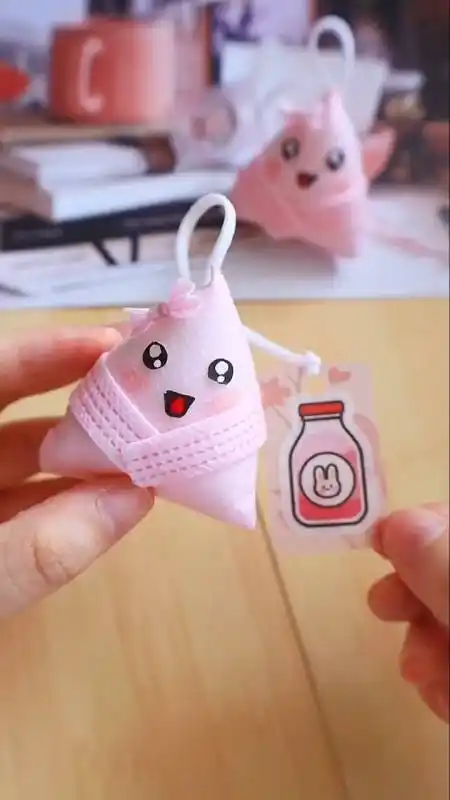用新的口罩做萌萌的小粽子捏捏乐,我的宝贝闺蜜必须拥有