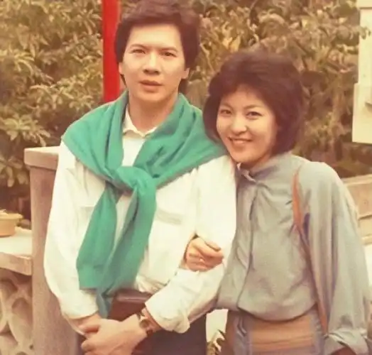 回顾陈岚6岁患白血病18岁被亲妈卖给舞厅凭着性子逆转人生