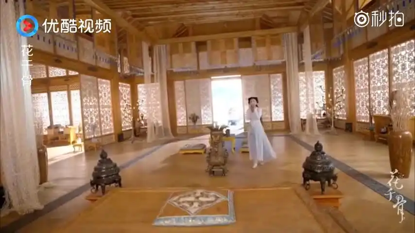 花千骨:小骨第一次进绝情殿,找到师父那是兴奋的很啊