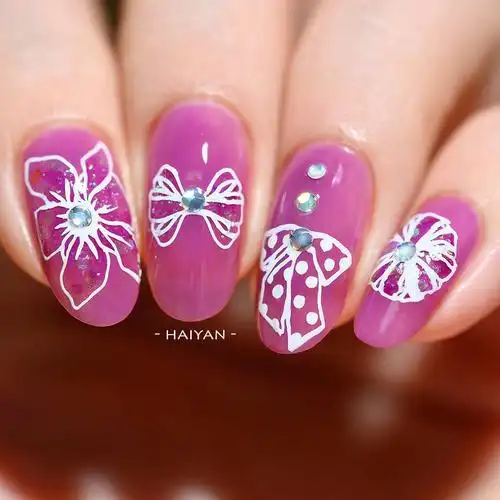 可爱大蝴蝶结美甲指甲油