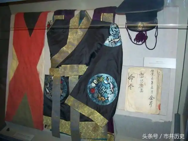 袁世凯的龙袍有多贵?做好后他为何不敢穿到上身?