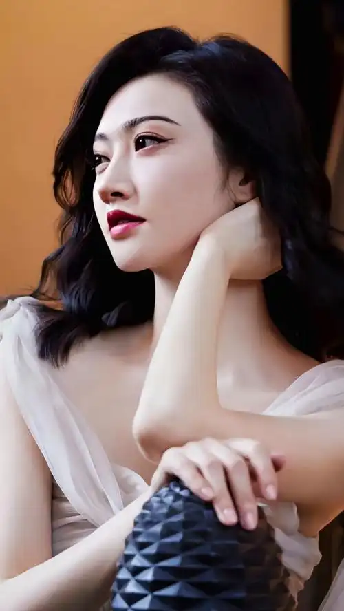 那些惊艳了时光的美女明星