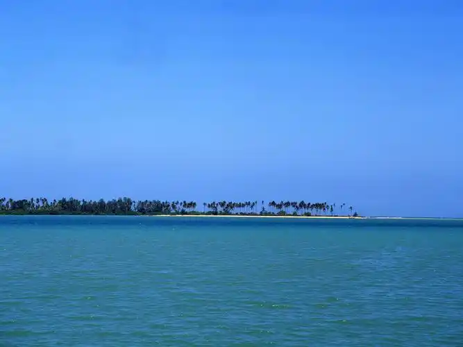 高清晰风光 阳光沙滩壁纸