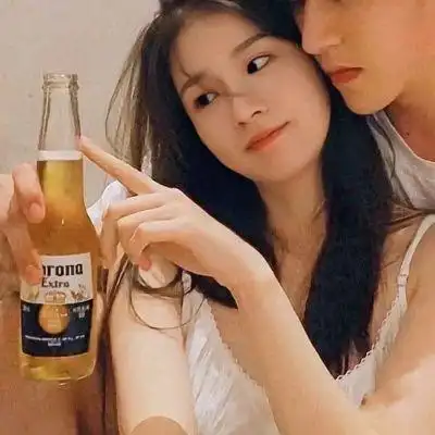 好看又撩人的真人情侣头像一男一女 甜炸了的高级质感霸气情头_情侣