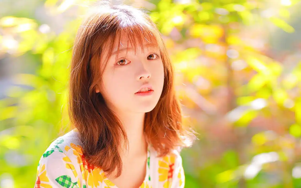 文艺小清新美女纯美夏日高清桌面壁纸