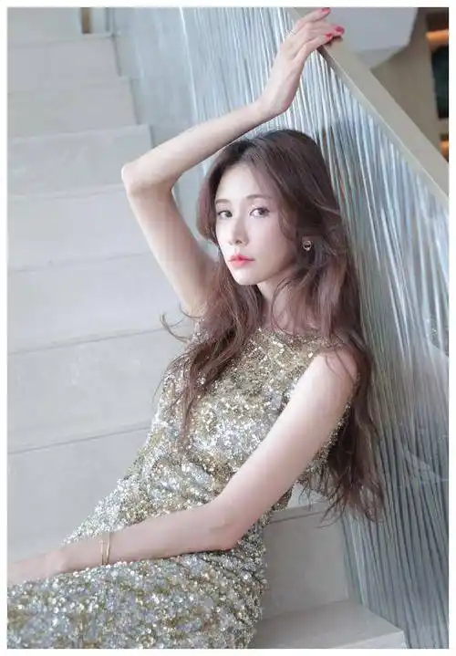 林志玲素颜照曝光!网友大呼惊艳,不敢相信这就是传说中的女神?