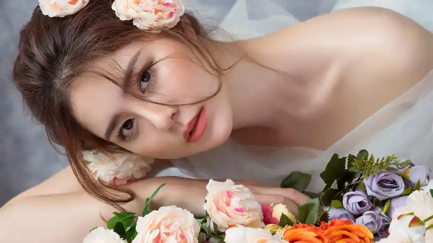 新娘玫瑰露肩4k美女壁纸