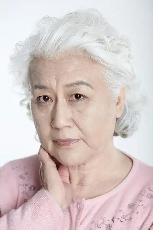 当人到中年,白发的问题也随之而来,由于环境,遗传等原因,许多人需要