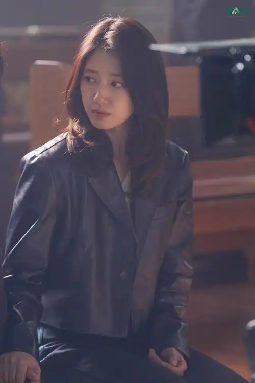 朴信惠西西弗斯神话剧照