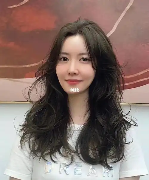 烫头发 秋天的第一个发型