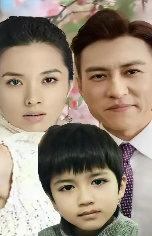 靳东也太幸福了!老婆李佳不仅贤惠还漂亮,儿子颜值超高似混血儿