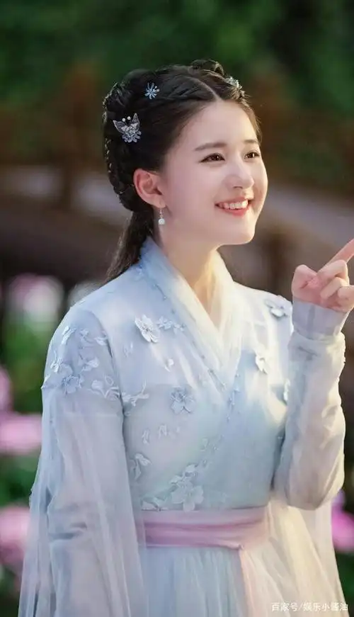 《天雷一部之春花秋月》赵露思壁纸分享,古装最可爱的女星之一!