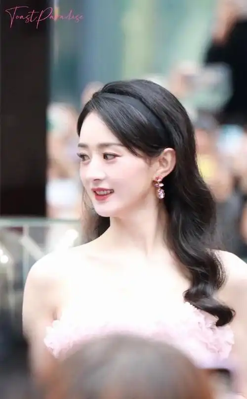 快收藏一些赵丽颖的美丽瞬间