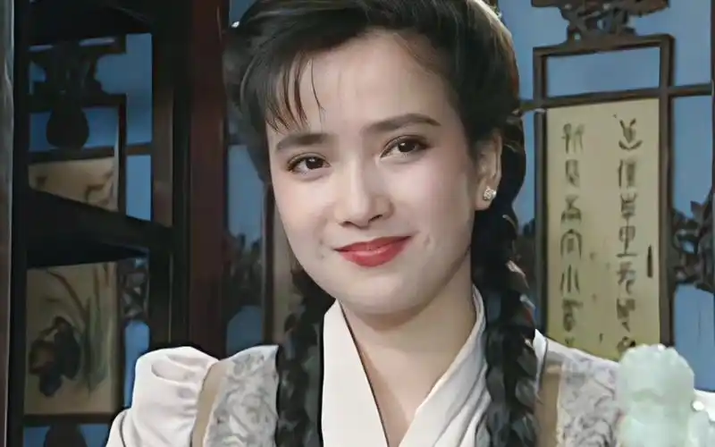 年轻时的何晴究竟有多美?看看《青青河边草》里的华又琳就知道了