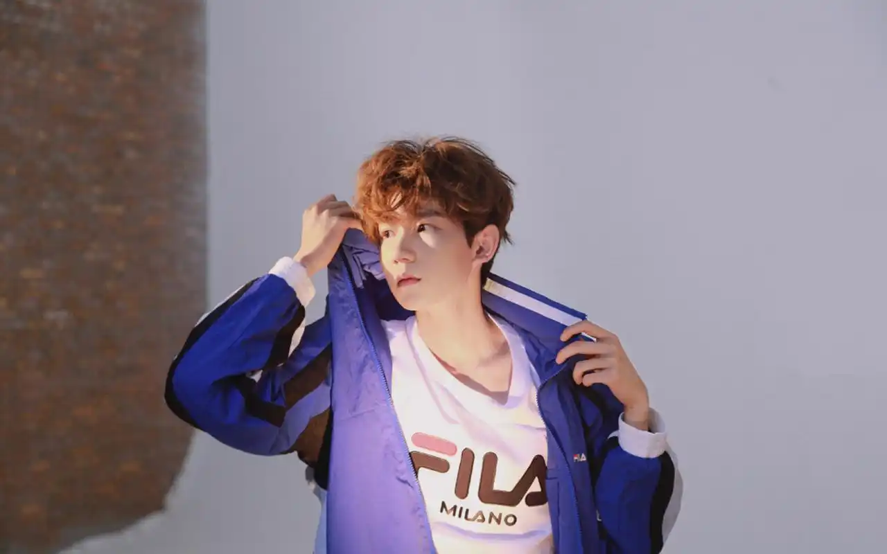 王源帅气写真花絮图片桌面壁纸高清大图预览1920×1200_大陆明星下载