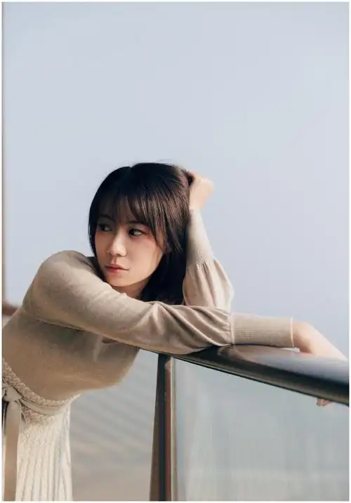 高学历星二代演技被嘲巡回检察组演美女作家父亲是楚云飞