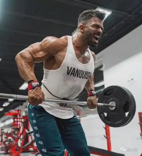 一张裸照征服全世界!这个男人的肉体简直逆天了...|腹肌|健身|肌肉|胸