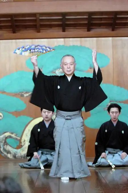 图文:—能剧点击此处查看其它图片5月24日日本的传统戏剧——能剧5月