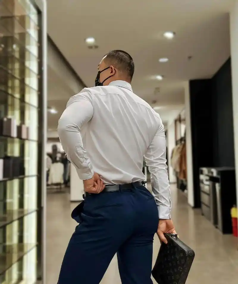 山东男人和东北男人相比,哪个地方的男人更高大威猛?