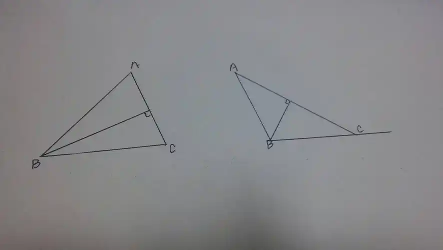 画出三角形abc中ac边上的高,怎么画?