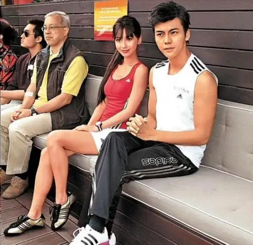 杨颖前男友,杨颖前男友陈伟霆早年谈对小三态度