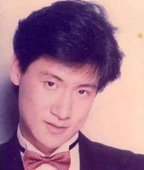 张学友:从"烂牌"到"王炸"的天王歌神_乐坛_音乐_人生