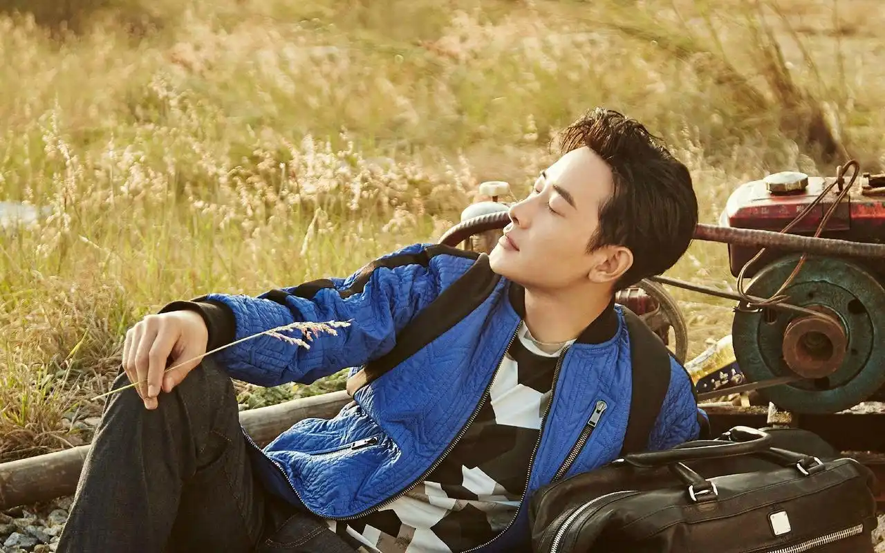 罗晋帅气杂志写真图片壁纸