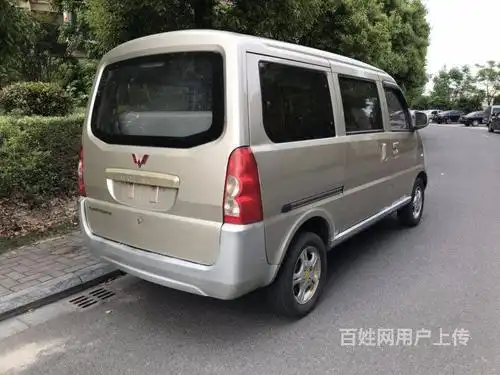 【图】- 五菱荣光精品7座 银色 - 金华义乌面包车/客车 - 义乌百姓网