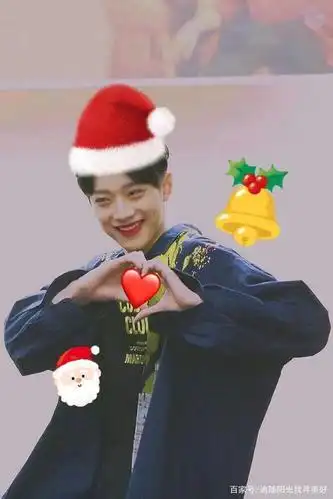 赖冠霖花式比心,送给每一个处于痛苦,烦恼或开心的人,新年快乐