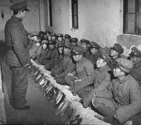 淮海战场的国民党军:初冬仍穿草鞋