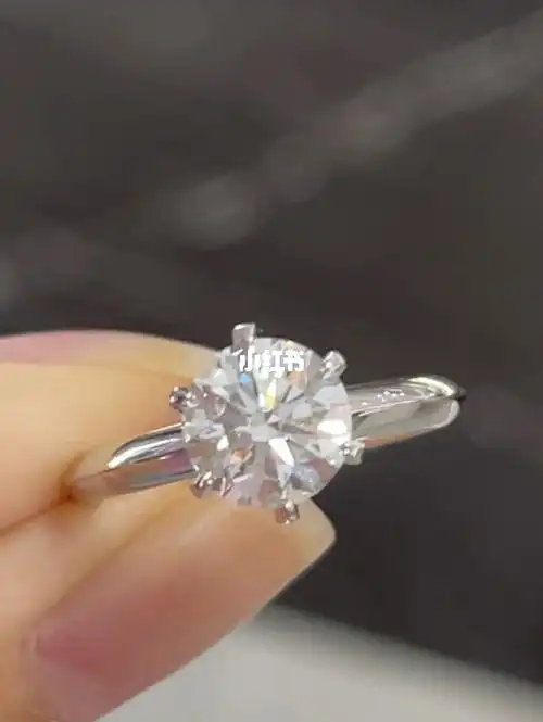 15克拉钻石戒指钻戒定制