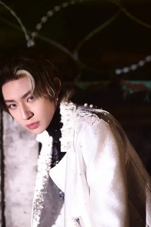 小鬼-王琳凯lilghost工作室