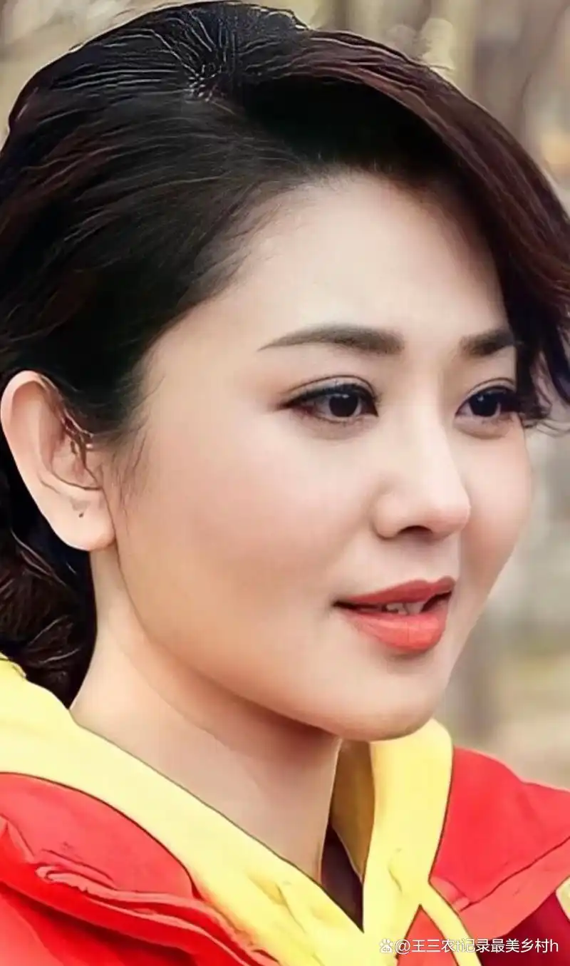 电视主持人方琼