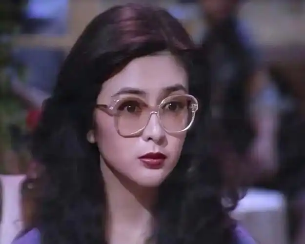 三,香港四美:李嘉欣关之琳张敏张柏芝