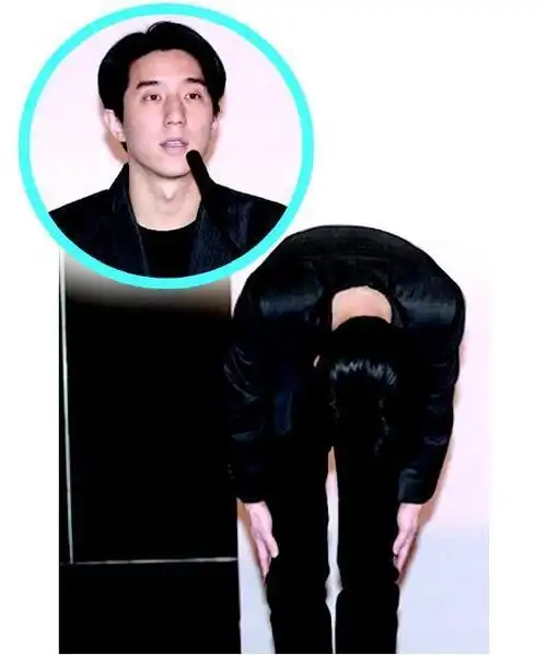 而张耀扬,他在银幕上总是饰演恶棍,但生活中却是一位谦和的人,热衷于