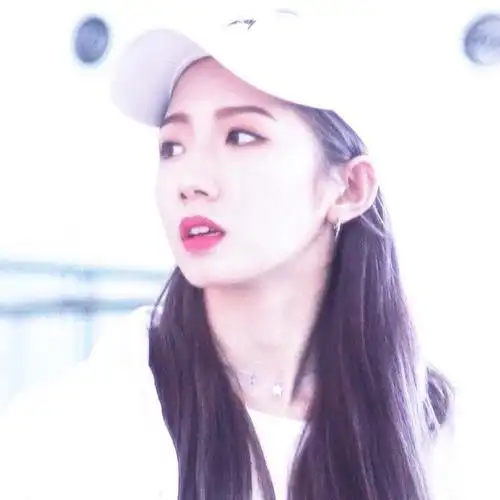 头像|孟美岐头像霸气