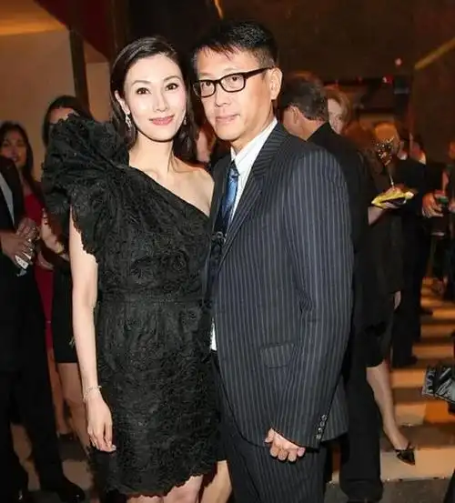 刘銮雄那么爱李嘉欣,为何没有将她娶进家门呢?有这三点原因