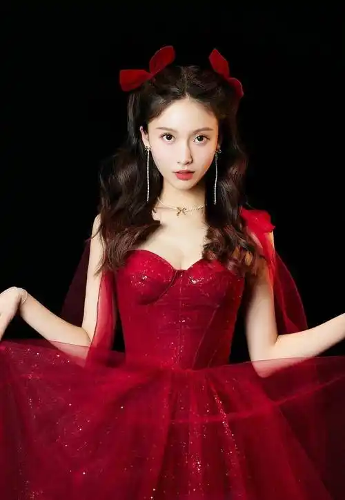 女明星的红裙惊艳造型哪一个惊艳到了你