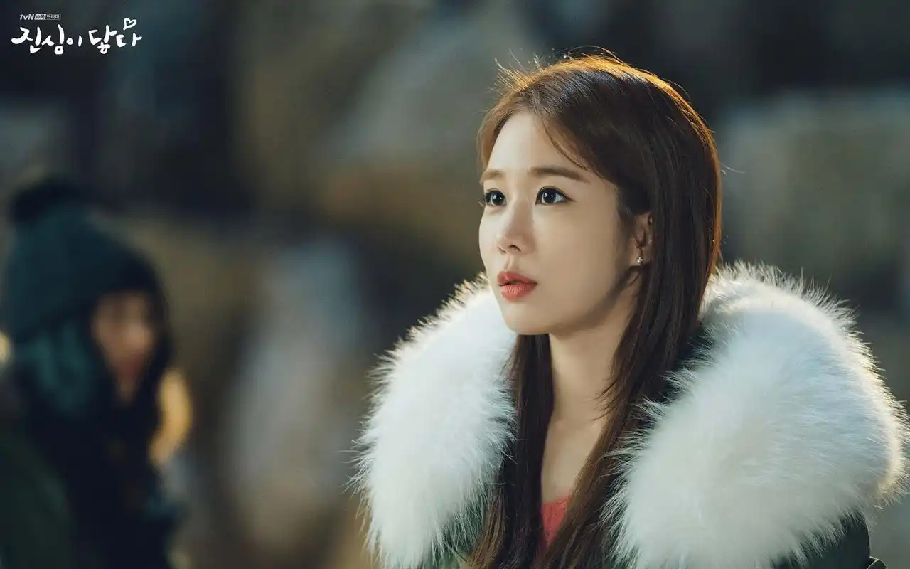 刘仁娜李栋旭《触及真心》剧照图片壁纸